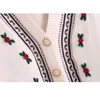 Abricot Appliques tricoté gilet Cardigan femmes Chic décontracté côtelé chandails courts femme sans manches Streetwear boutons 210430