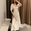 Kadın Yaz Beyaz Vintage Seksi Chic Uzun Elbise Büküm V Boyun Puf Kol A-Line Sundress 210531