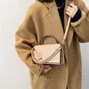 Çapraz gövde 2021 zincir kadın çanta pu deri tasarımcı omuz crossbody çanta ve çantalar moda markası kadınlar elçi el