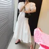 Sydkorea Chic Summer Puff Sleeve Modern Lady Dresses Round Neck Pleated Design Ladies Casual Robe 210510