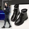 Stövlar 2021 Vinterskor Kvinnor Tjej Snö Koreansk British Style Woman Leather Sneakers Casual Women's Boot Trend