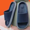 Zapatillas de casa con plataforma de verano para mujer, chanclas cómodas de suela suave para playa, zapatos informales antideslizantes de EVA para mujer