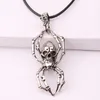 Pendentif Colliers 2022 Punk Skull Spider Collier en acier inoxydable Exagéré Creative Titanium Bijoux à la mode pour hommes