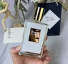 여성 향수 여성 섹시 향수 스프레이 50ml 오 드 Parfum eDP 꽃 과일 메모 매력적인 디자인 좋은 여자 나쁜