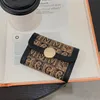 Mode tryckt brev Visitkort Hållare Kort Väska Kvinnor Små Kort Spärr Fold Multi Pocket ID Wallet Womens