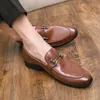 Schoenen mannen rijden casual lederen trend loafers s laarzen heren puntige teen jurk Italiaanse zwarte laars dre