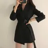 Coréen Chic Mode Élégant Bureau Lady Blazer Femmes Slim Long Costume Manteau Automne Blazers Femme Angleterre Outwear Avec Ceinture 210514