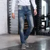 Italiensk stil mode män jeans retro blå smal passform nedsatt denim byxor hög kvalitet vintage designer rippade bomullsbyxor
