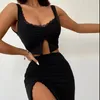 Canotta con spalline spaccate e mini gonna a fascia Solid Black Ladies Sexy Cute Summer Set Abiti patchwork in pizzo 210517