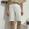 IEFB夏の男性のカジュアルな巾着ショーツ韓国のインストレンド緩い通気性ホワイトグレーのビーチパンツ汗をズボンプール9Y7414 210524