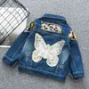 Baby Girls Denim Jacket Cardigan Coat Kids Jean Outwear Butterfly Broderi Sequins Barnkläder Vårkläder 211204