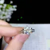 Moissanite 성격 디자인 링 925 스털링 실버 아름다운 색상 스파클링 1 2 다이아몬드 D VVS1