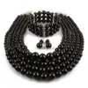 Collana girocollo di perle d'imitazione multistrato Orecchini pendenti e bracciale 3 pezzi Set di gioielli con perline di perle di plastica per la festa nuziale delle donne