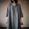 Johnature Autumn Retro Plaid Dress Three Quarter Sleeve Vintage V-Neck Linen Plus Size Women Loose Casual Dress 210521