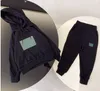 Kids Designer -Kleidungsstücke neue Print Tracksuits Modebrief Jacken Jogger Casual Sports Style Sweatshirt Boys Kleidung1499070