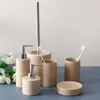 Flytande tv￥l dispenser keramiska badrum toalettartiklar kreativa lotion flaskor munvatten kopp par dekoration set toalettborste