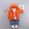 衣料品セット赤ちゃん女子デザイナー服漫画カーディガンコート+ Tシャツパンツ幼児の衣装キッズベースジョギングスーツトラックスーツ