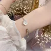 JapanesKorea mode märke smycken skal blomma charm armband bangles enkla stil öppna armband för kvinnor gåva Q0719