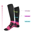 Meias de compressão de secagem rápida estilo casual joelho alto/longo absorção de suor Hosiery Marathon Running Football Sneaker Socks Y1222