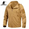 Mege Brand Vêtements Automne Veste pour hommes Manteau Vêtements militaires Vêtements tactiques US Army Respirant Nylon Coupe-vent léger 211025