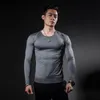 T-shirt fitness manica lunga da uomo Abbigliamento da allenamento T-shirt girocollo primavera T-shirt uomo tinta unita Sport ad asciugatura rapida Top T-shirt da palestra