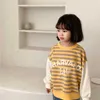 Lente Mode Kinderen Gestreepte Letter Print Sweatshirts Jongens en Meisjes Patchwork Lange Mouw Losse Tops Kleding 210615