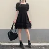 Kwadratowy kołnierz Wysoka talia Gotycka Sukienka Japoński Lolita Styl Princess Black Mini Mini Rękaw Puff Rękaw Koronki Ruffles Party 13242 210521