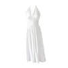 Vrouwen witte halter backless sexy jurk Empire A-lijn Solid Beach Holiday Long Summer D2277 210514