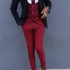Красный Pinstripe Slim Fit Мужские костюмы для свадьбы Пром 3 штуку Жених смокинг Человек Установите черный Жилет с брюками Изготовленные на заказ Мужской мода X0909