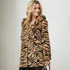 Kvinnors ullblandningar 2022 vinter konstgjord päls kappa kvinnlig mode lång leopard tryckt huva jacka tjock varm överdimensionerad ytterkläder s-4xl