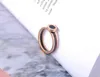 Svart akryl Kärlek Romerska Numeraler Bröllopsringar för Kvinnor Rose Gold Titanium Rostfritt Stål Ring Smycken G1125
