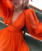 Lange Puffärmel-Abschlussballkleider V-Ausschnitt Falten Chiffon Prinzessin Abendkleider Frauen Party Kleid Plus Größe