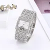 Armbanduhren Einfache quadratische Stahlgürtel Golduhr Damenmode Lässige Legierung Armband Diamant Skala Zifferblatt