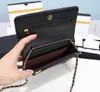 KVALITET GENTERLÄGG LÄDER MENSPALET MED BOX Luxurys Designers Wallet Womens Plånböcker Purese Kreditkortshållare Pass 2627