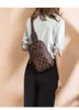 럭셔리 남성 여성 크로스 바디 백 디자이너 어깨 가방 고품질 배낭 지갑 디자이너 가슴 기반 패션 가죽 허리 배그 문자 인쇄 지갑