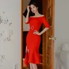 Vestito aderente rosso da donna sexy Slash Neck con spalle scoperte Mezza manica Midi Elegante abito da sera da donna 210603