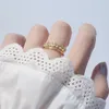 Pierścienie klastrowe luksusowy super blask krążki podwójne warstwy koronne pierścionek Otwarty projekt dla kobiet klejnoty ślubne Cubic Bling Cring