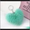 Mode Aessory Faux Soft Keyrings Rabbit Pom Heart Keychain Alloy Nyckelring fluffig päls boll nyckelringar kvinnor väska mobiltelefon bil charm Penda