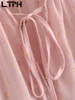 甘い新鮮なシフォンシャツピンクの薄い長袖Vネックレースアップメタルカットの花ヴィンテージブラウス夏210427