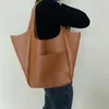 Mulheres Casual Capacidade de Grande Underarm Sacos de Ombro Moda Cor Sólida Vintage Pu Bolsas De Couro Senhoras Simples Cross Body