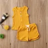 Commercio all'ingrosso Neonati Bambini Ragazze Ragazzi Set di abbigliamento per bambini Abiti in cotone senza maniche Bottoni anteriori Top Cinghie Pantaloncini 2 Pezzi Abiti estivi