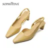 Sophitina verão vestir sapatos mulheres saltos de couro genuíno quadrado dedo do pé raso elegante elegante elegante amarelo bonito bombas fo208 210513