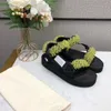 الصنادل عارضة الإناث 2021 الصيف مريح صندل الجنية نمط طالب سميكة سوليد منصة سلسلة مطرز شاطئ الأحذية