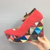 Womens handmade womens cunhas de salto sapatos fivela fivela torta de tornozelo faux kid-camurça multicolorido festa de noturna de noturno cambada de marca de moda bombas D636