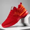 2021 Najnowszy Przyjazd Wysokiej Jakości Dla Mężczyzn Kobiet Sporty Buty Runningowe Buty Outdoor Tenis Fashion Triple Red Black Blue Runners Sneakers Rozmiar 39-45 WY25-8802