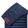 Nowa Moda Marka Mężczyźni Proste Dżinsy Niebieska Elastyczna Samopoczucie dla męskich dżinsów, aby zwiększyć kod X0621