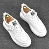 Luxe Designer Heren Business Trouwschoenen Mode Ademend Lace Up Walking Sneakers Lichte hoogwaardige Ronde Teen Casual Loafers