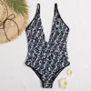 Dames badmode F Sexy Designer Badpak Effen Bikini Set Textiel Lage taille Badpakken Strandkleding Zwempak voor dames Sexy uit één stuk