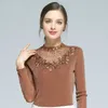 Frühling Herbst Spitze Unten Shirts Frauen Schwarz Mesh Langarm Top Dünne Schlanke Solide Rollkragen s Blusen 6633 50 210510