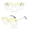 2021 Fashion Lady Oversize Rimless Square Sunglasses Women Small Bee Glasses Gradient Sun Glasses For Female UV400
